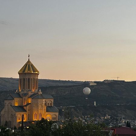 Terra Bridge Hotel Tbiliszi Kültér fotó
