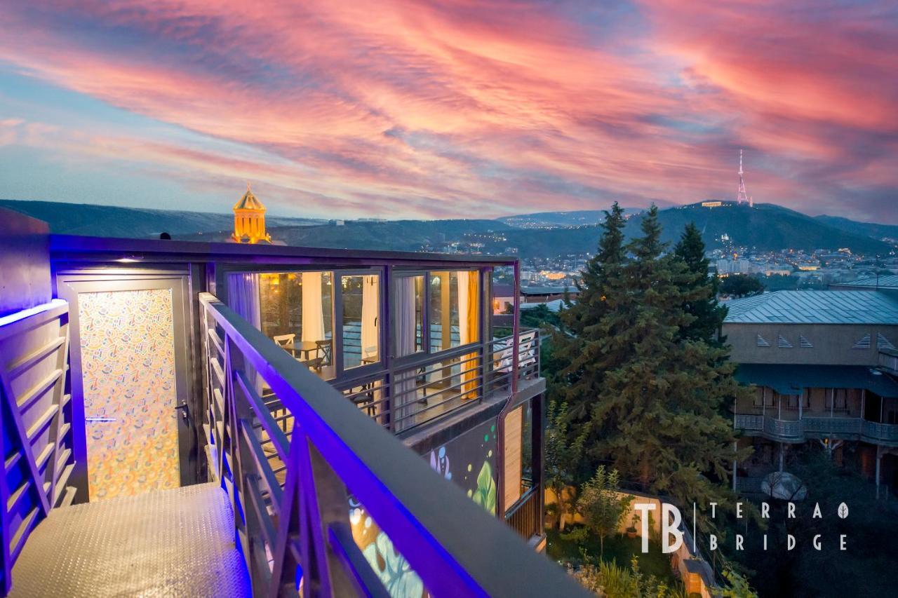 Terra Bridge Hotel Tbiliszi Kültér fotó