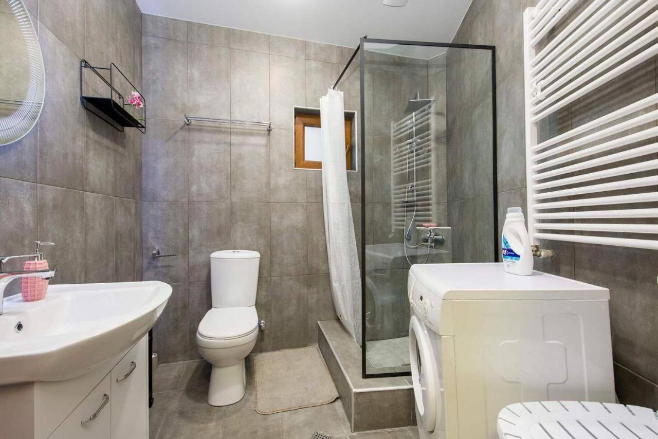 Terra Bridge Hotel Tbiliszi Kültér fotó